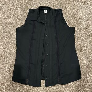CAbi Black Sleeveless Shirt
